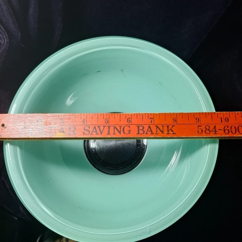 PYREX MIXING BOWL MINT GREEN CLEAR BOTTOM 2.5
